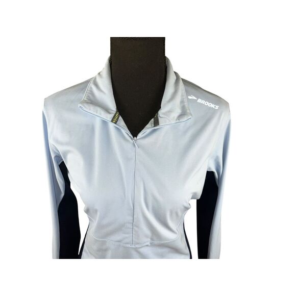 Brooks woman’s blue medium Dash half zip long sleeve running reflective shirt - Picture 2 of 5
